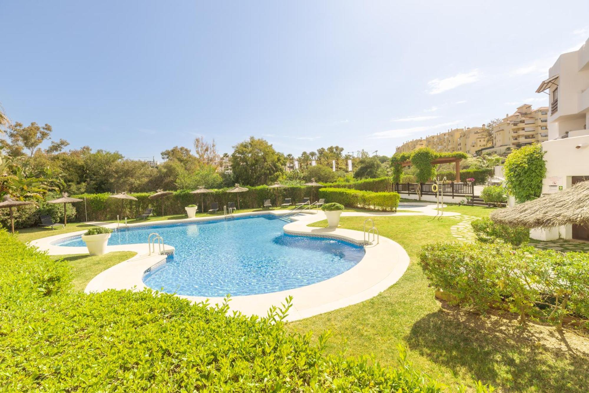 Full Apartment With Private Pool Estepona Eksteriør bilde