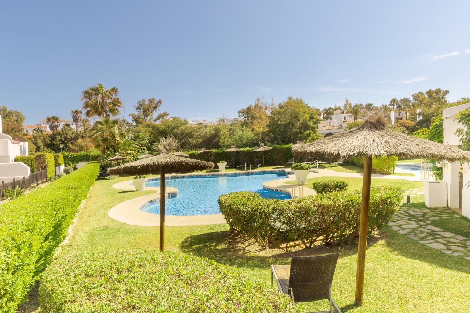 Full Apartment With Private Pool Estepona Eksteriør bilde